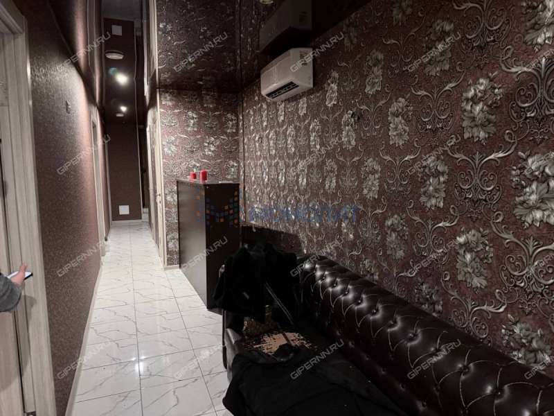 помещение под помещение свободного назначения, недвижимость под гостиничный бизнес на Рождественской улице