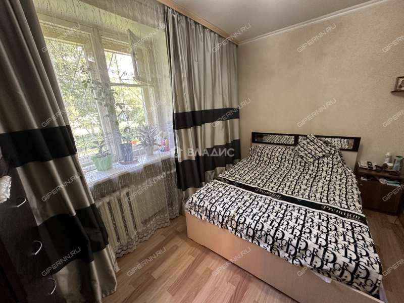 четырёхкомнатная квартира на улице Баумана дом 50 к1