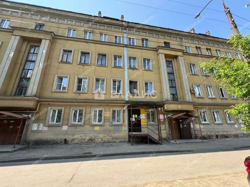 трёхкомнатная квартира на Комсомольской улице дом 3