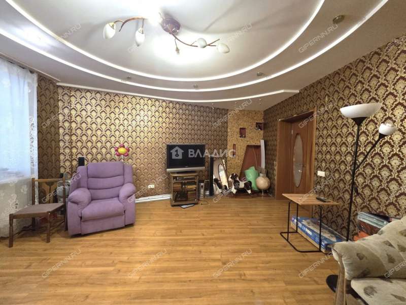 трёхкомнатная квартира на улице Нижне-Печерская дом 2