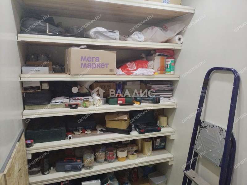 трёхкомнатная квартира на проспекте Ильича дом 42А