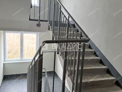 1-komnatnaya-ul-zelenhozovskaya-d-1n фото