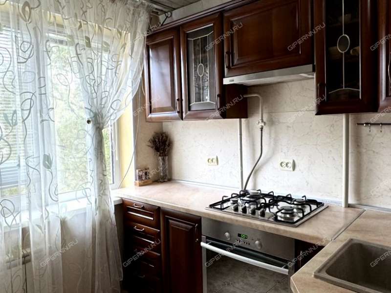 двухкомнатная квартира на Зелёной улице дом 2а город Кстово