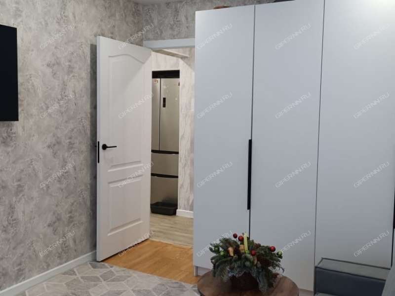 трёхкомнатная квартира на улице Маршала Жукова дом 22