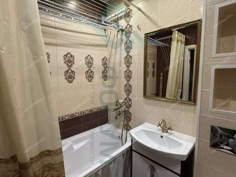 однокомнатная квартира на проспекте Гагарина дом 99 к2