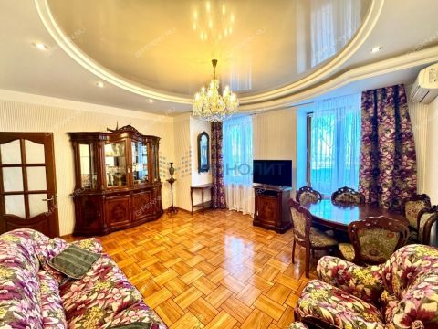 3-komnatnaya-nab-verhne-volzhskaya-d-17 фото