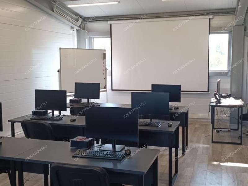 здание под торговую площадь, недвижимость под автобизнес на улице Федосеенко