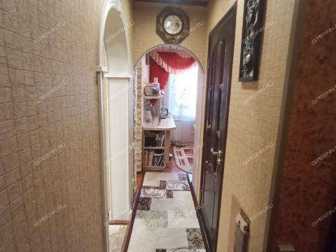 4-komnatnaya-ul-burdenko-d-19 фото