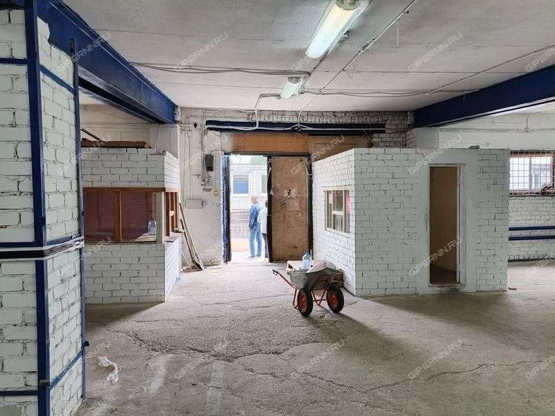 помещение под склад на Замкнутая ул., д. 15