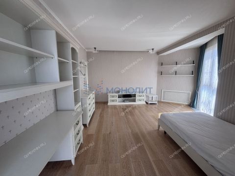 2-komnatnaya-nab-kazanskaya-d-5 фото