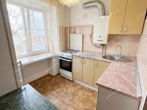 2-komnatnaya-poselok-volodarskogo-ul-zelenodolskaya-d-56 фото