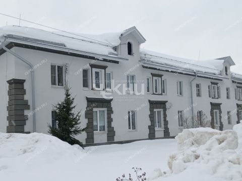 3-komnatnaya-rabochiy-poselok-gidrotorf-balahninskiy-municipalnyy-okrug фото