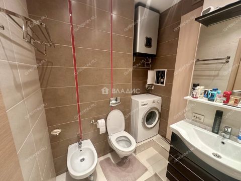 1-komnatnaya-b-r-akademika-koroleva-d-10 фото