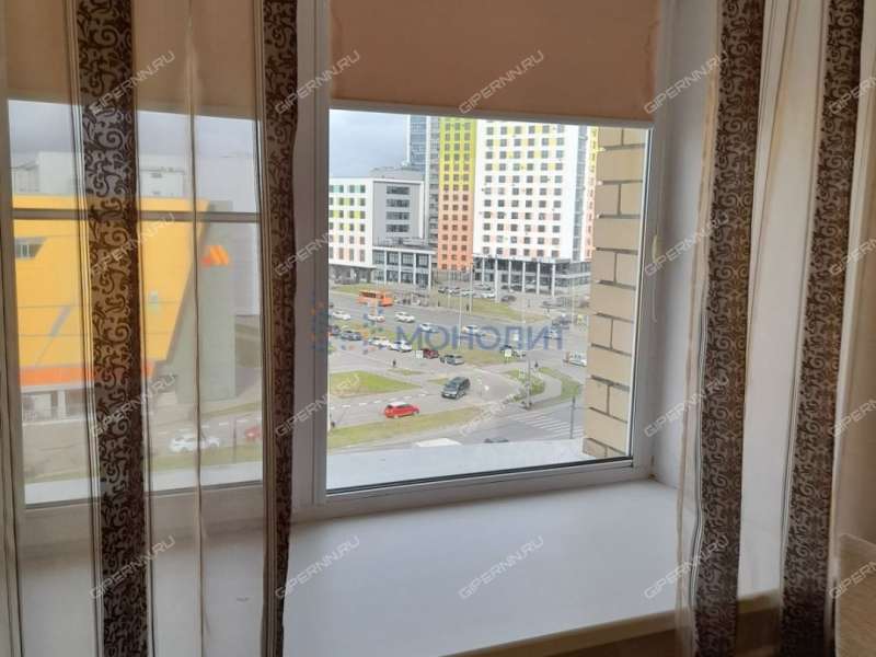 трёхкомнатная квартира на улице Родионова дом 189/24