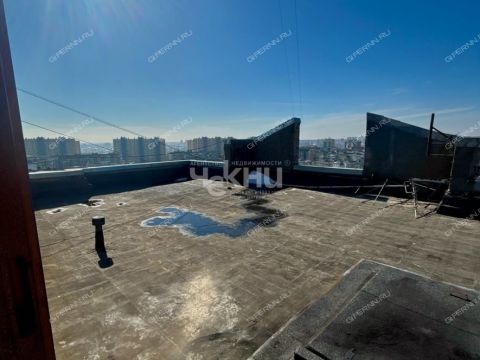 5-komnatnaya-ul-kompozitora-kasyanova-d-1 фото