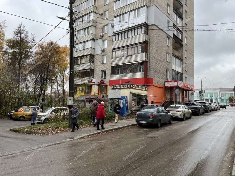 помещение под торговую площадь на улице Родионова