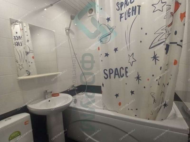 однокомнатная квартира на улице Коминтерна дом 18