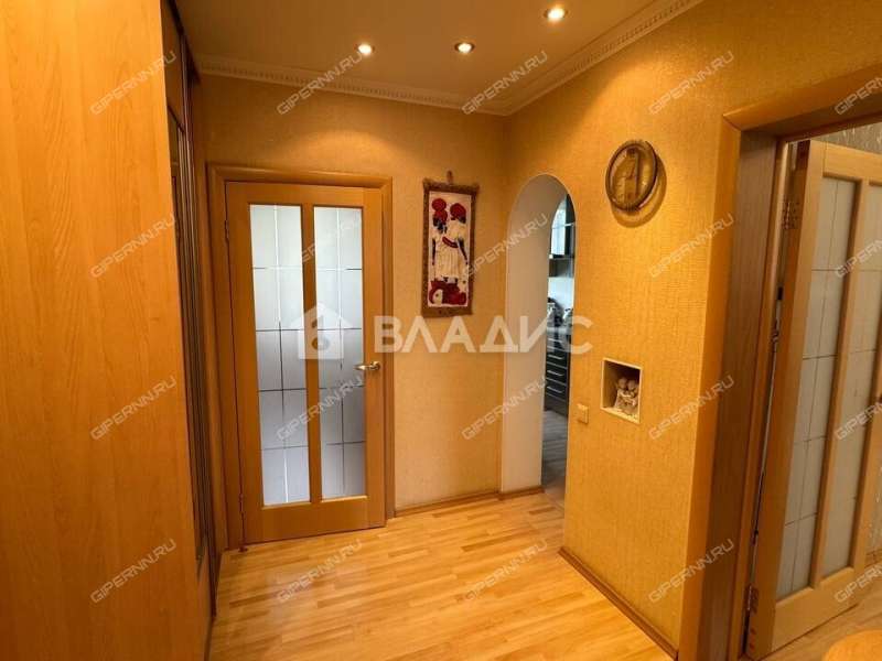 трёхкомнатная квартира на Комсомольской улице дом 3