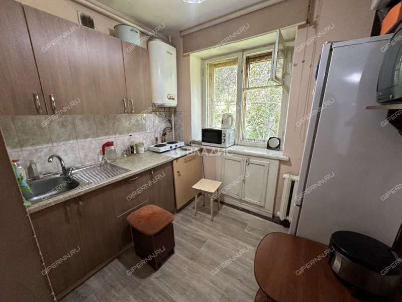 четырёхкомнатная квартира на улице Баумана дом 50 к1