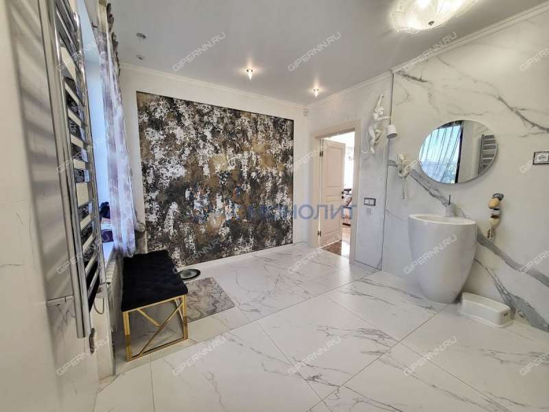 трёхкомнатная квартира на улице Бетанкура дом 6