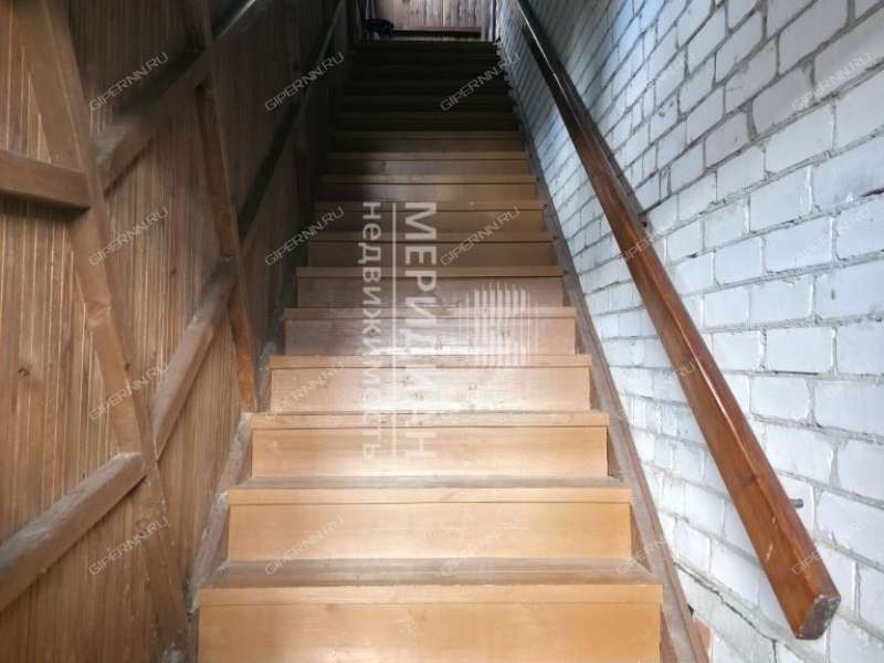 трёхкомнатная квартира на улице Андреева дом 43