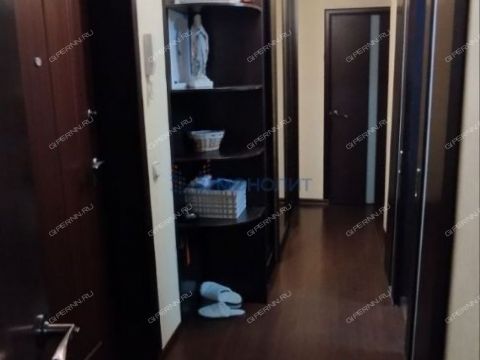 2-komnatnaya-ul-vyatskaya-d-1 фото