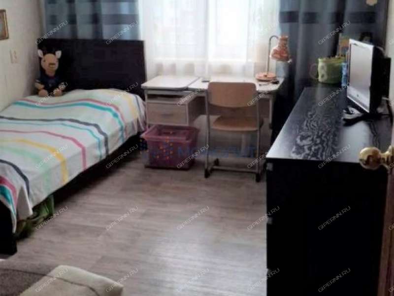 трёхкомнатная квартира на Южном шоссе дом 6