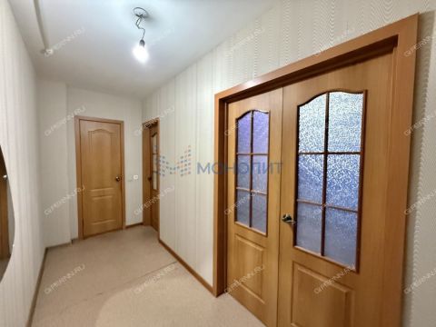 1-komnatnaya-ul-rodionova-d-167-k1 фото