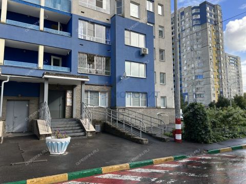 3-komnatnaya-prosp-molodezhnyy-d-33 фото