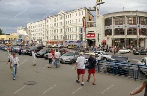 Monro площадь революции 9 фото