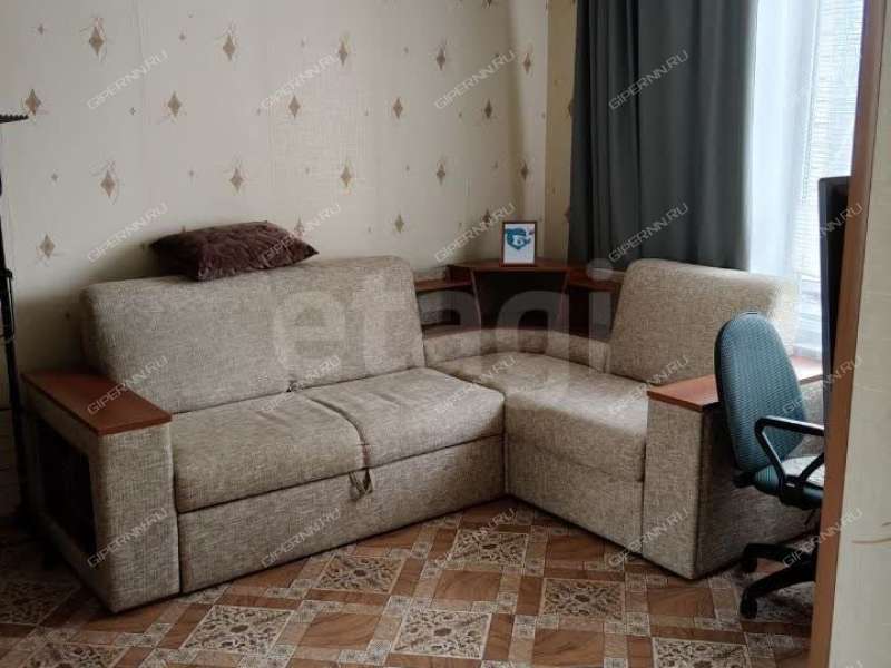 однокомнатная квартира на Вятской улице дом 7