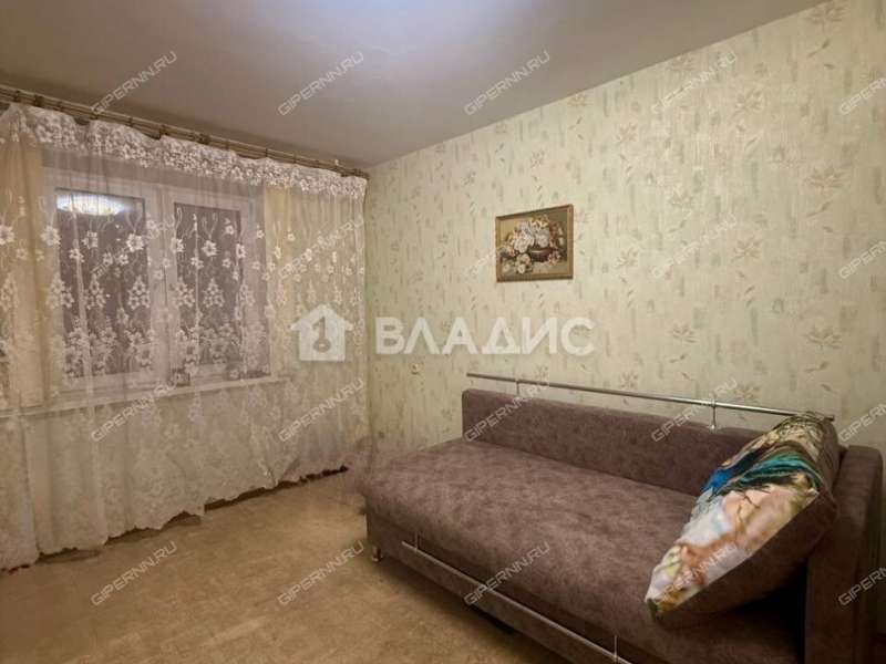 трёхкомнатная квартира на улице Культуры дом 8