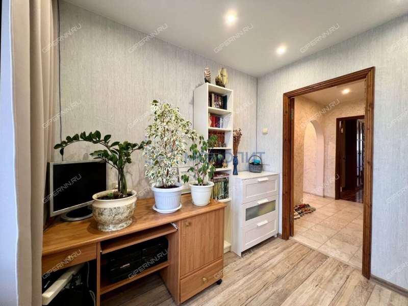 трёхкомнатная квартира на улице Богдановича дом 7