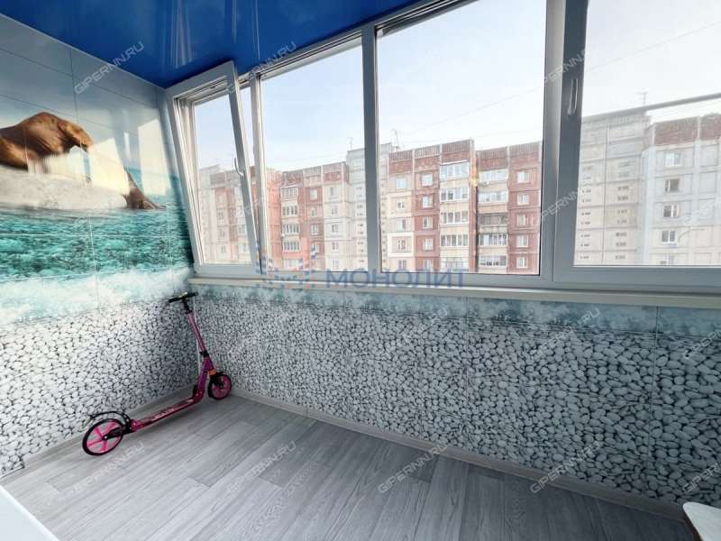 трёхкомнатная квартира на Красноуральской улице дом 1А