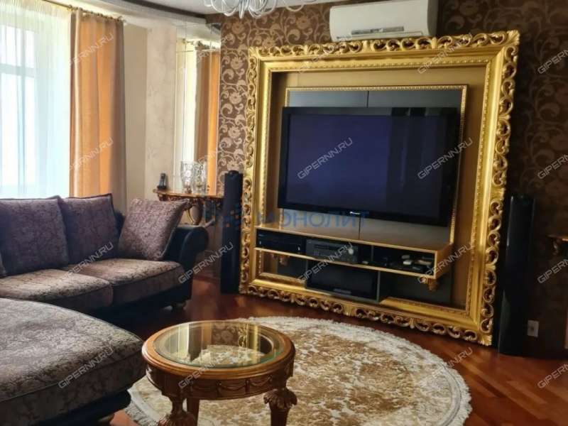 пятикомнатная квартира на Арзамасской улице дом 3