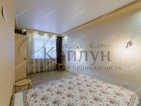 2-komnatnaya-ul-maksima-gorkogo-d-80-1 фото