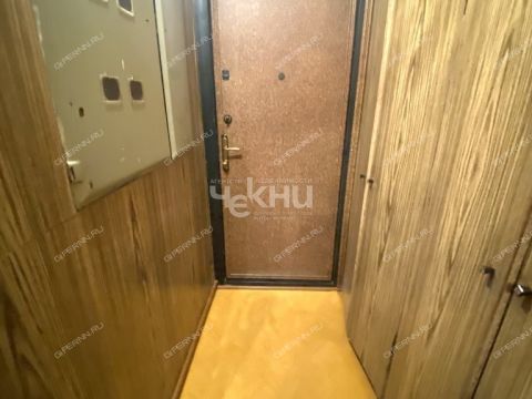 4-komnatnaya-ul-krasnodoncev-d-21-k1 фото