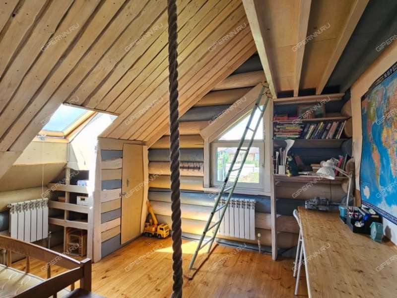 дом на деревня Ройка