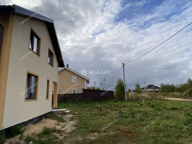 дом на улице Васнецова село Каменки