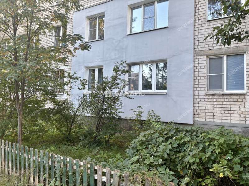 трёхкомнатная квартира на улице Вахтангова дом 26