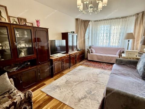 2-komnatnaya-ul-geroya-shnitnikova-d-3 фото