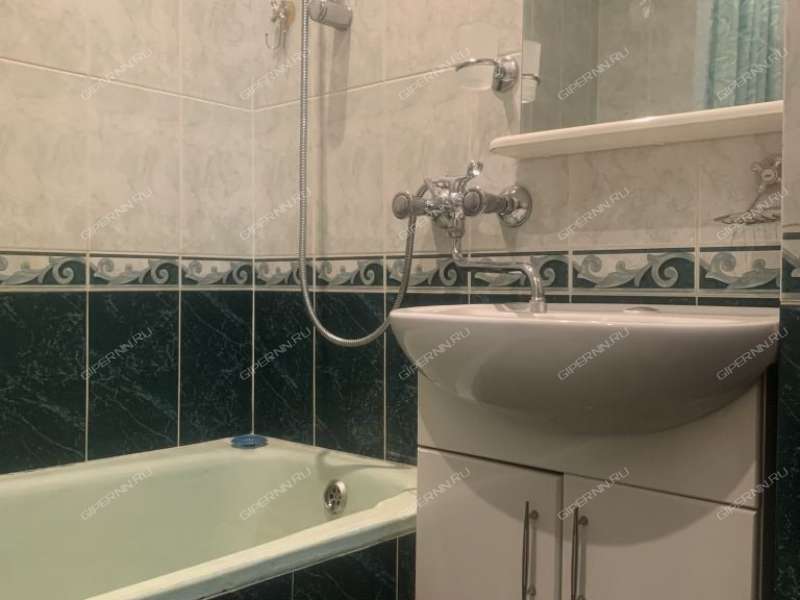 двухкомнатная квартира на Красноуральской улице дом 1А