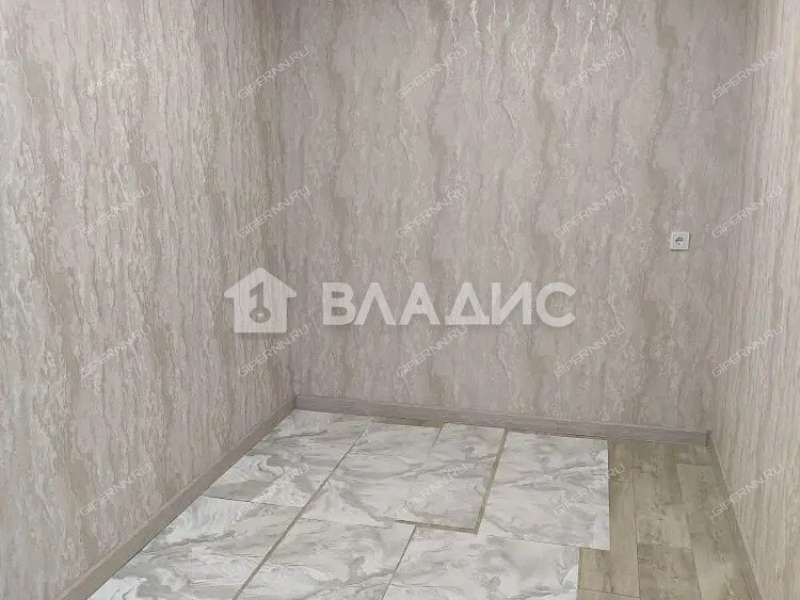 трёхкомнатная квартира на Автомеханической улице дом 17