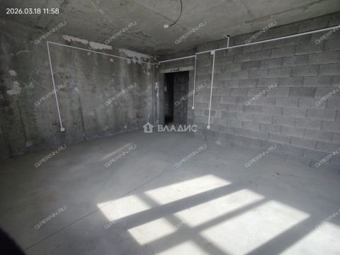 3-komnatnaya-ul-poltavskaya-d-15 фото