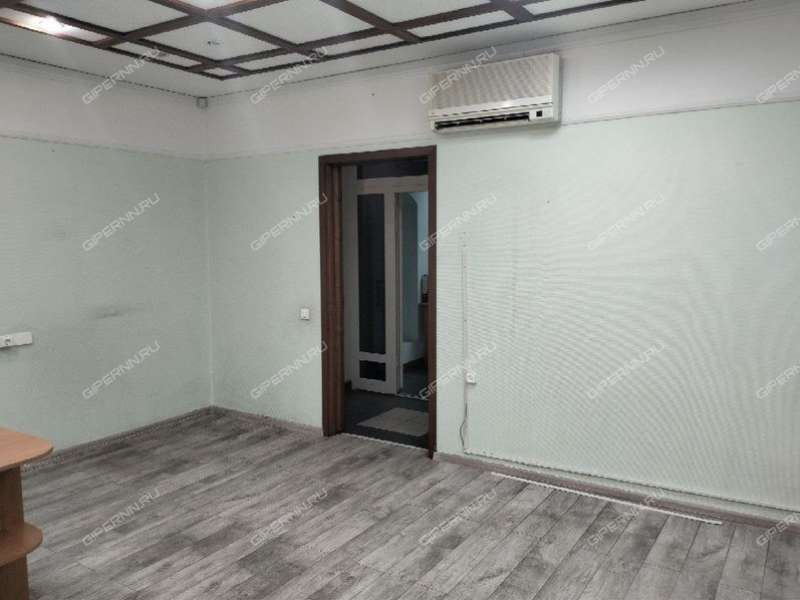 помещение под торговую площадь на Максима Горького ул., д.52