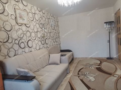 1-komnatnaya-ul-surikova-d-1 фото