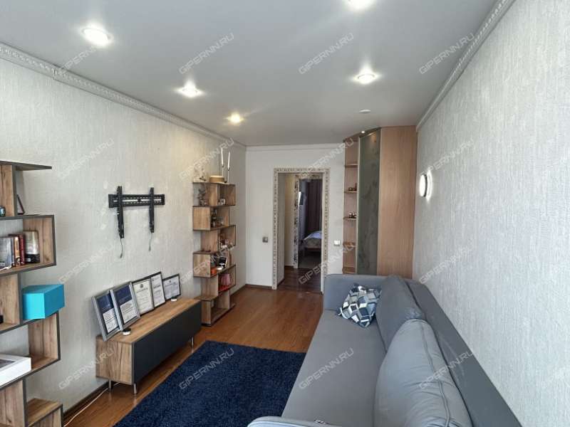 трёхкомнатная квартира на Совнаркомовской улице дом 28