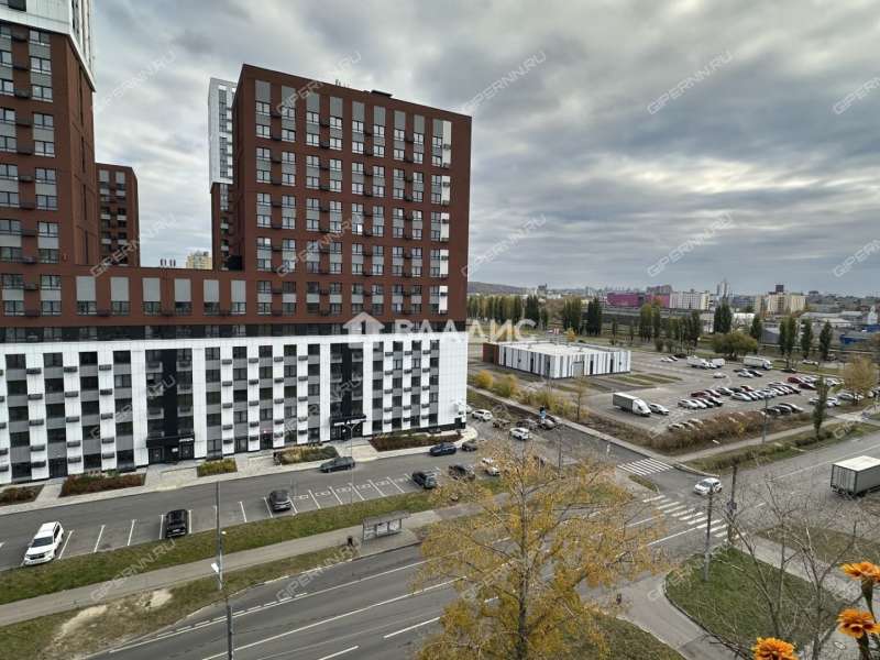 трёхкомнатная квартира на улице Сергея Есенина дом 3