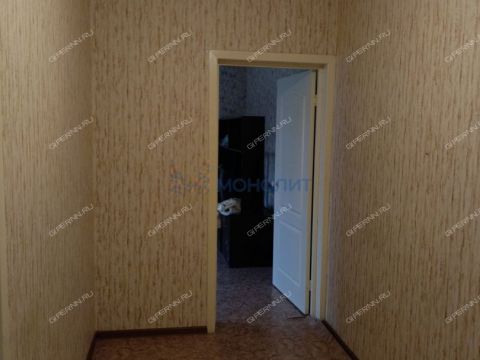2-komnatnaya-ul-40-let-pobedy-d-18 фото