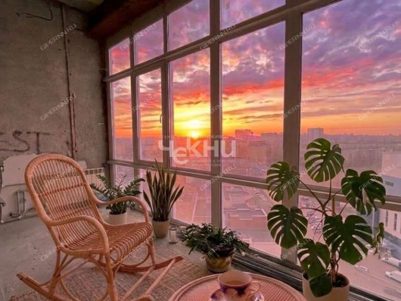 пятикомнатная квартира на улице Композитора Касьянова дом 1